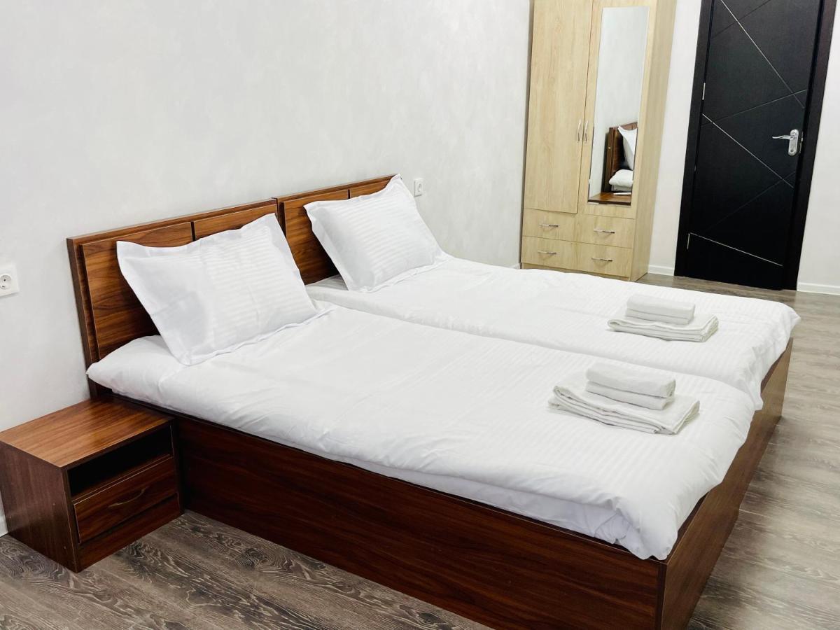 Quality Inn Tbilisi Exterior foto