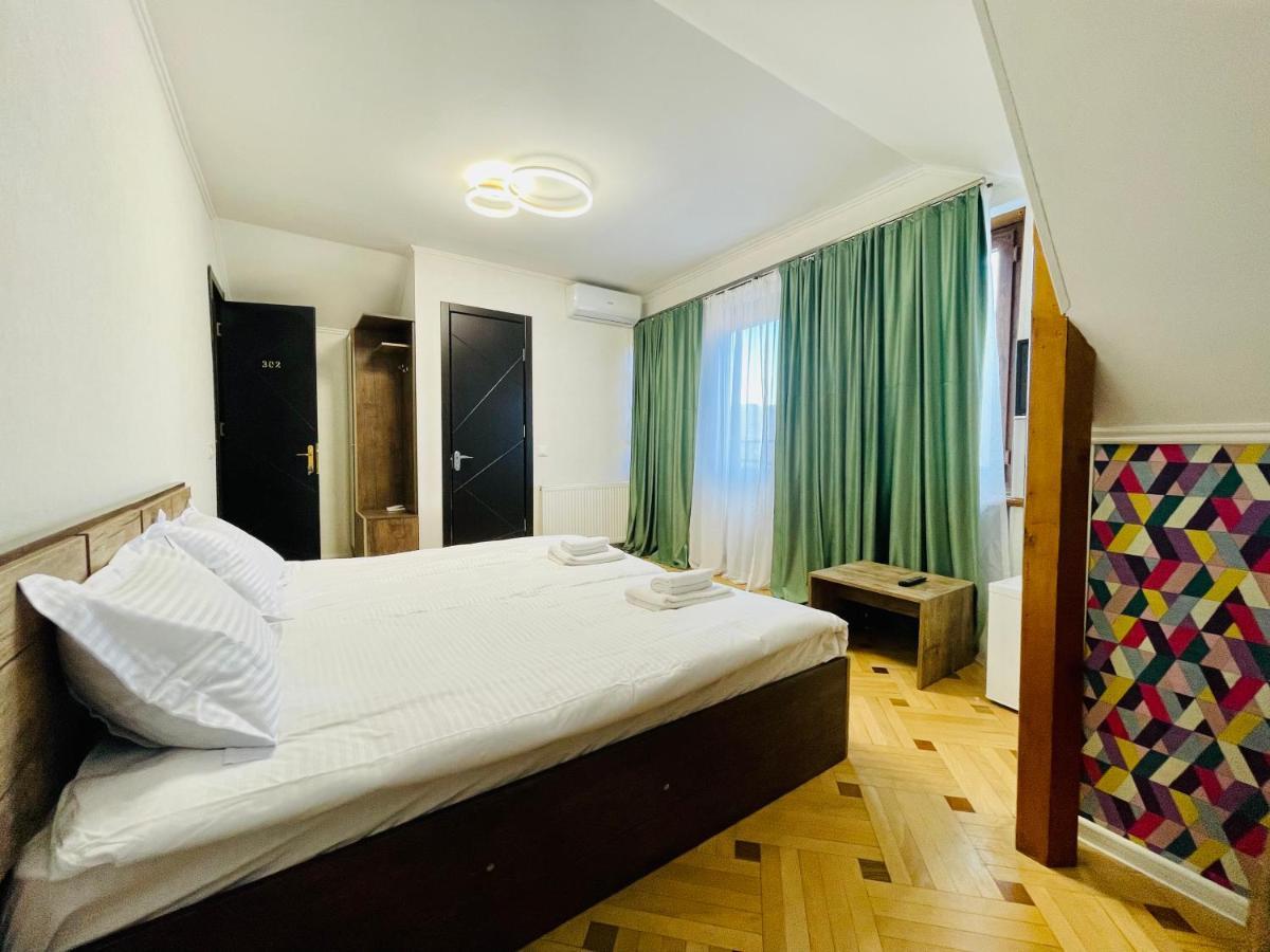 Quality Inn Tbilisi Exterior foto